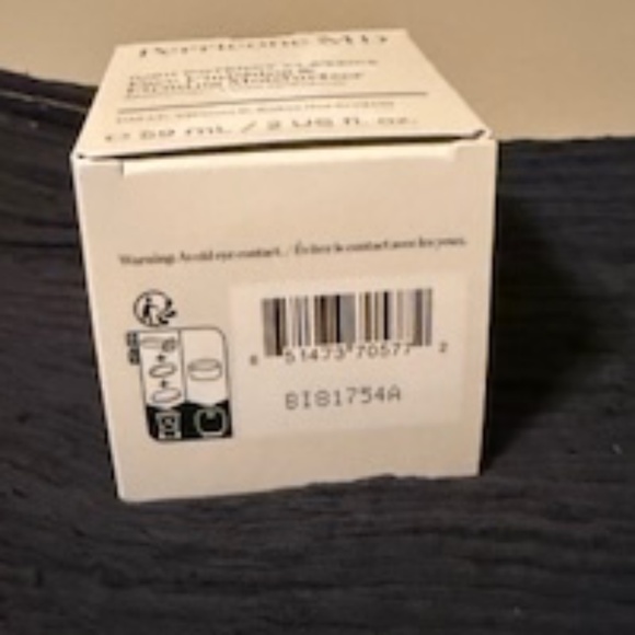 Perricone MD Face Finishing and Firming Moisturizer *NEW* - Picture 4 of 6
